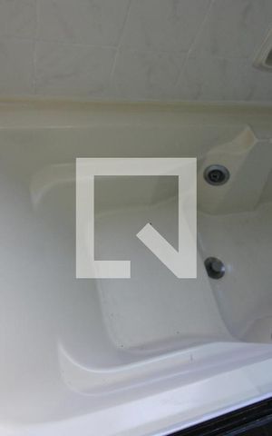 Apartamento à venda com 151m², 3 quartos e 2 vagasDetalhe banheiro