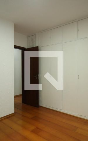 Apartamento à venda com 151m², 3 quartos e 2 vagasQuarto 