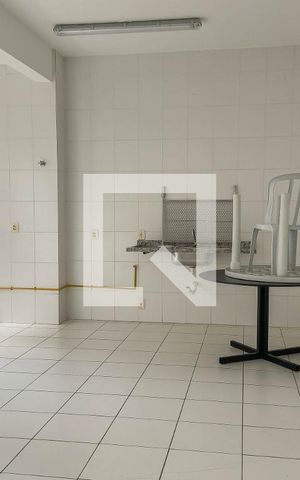 Apartamento à venda com 57m², 2 quartos e 1 vaga Apartamento à venda com 57m², 2 quartos e 1 vagaÁrea comum - Salão de festas