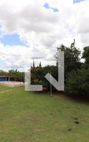 Casa para alugar com 1750m², 6 quartos e 6 vagasQuintal