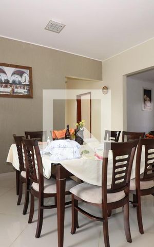 Casa para alugar com 1750m², 6 quartos e 6 vagasSala de Jantar