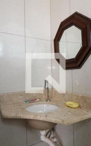 Casa para alugar com 1750m², 6 quartos e 6 vagasBanheiro da Suíte 4