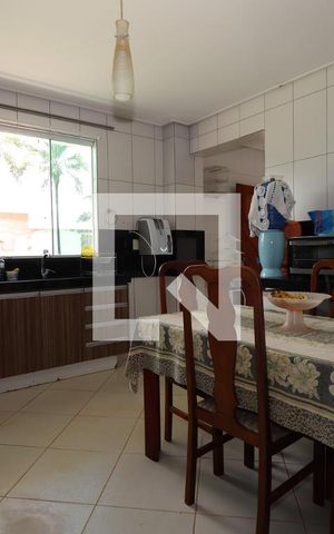 Casa para alugar com 1750m², 6 quartos e 6 vagasCozinha 1