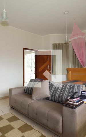 Casa para alugar com 1750m², 6 quartos e 6 vagasSuíte Master