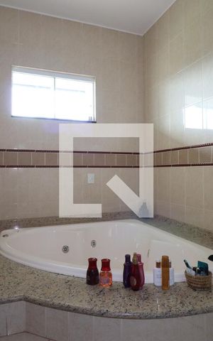 Casa para alugar com 1750m², 6 quartos e 6 vagasBanheiro da Suíte Master