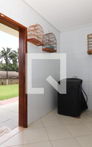 Casa para alugar com 1750m², 6 quartos e 6 vagasÁrea de Serviço