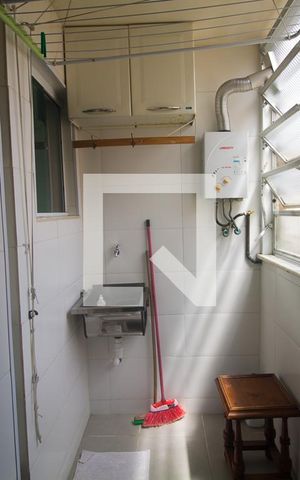 Apartamento à venda com 49m², 2 quartos e sem vaga Apartamento à venda com 49m², 2 quartos e sem vagaÁrea de Serviço