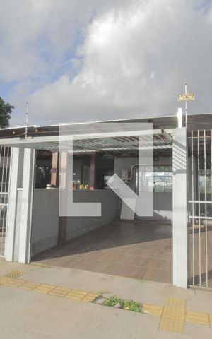 Casa à venda com 65m², 2 quartos e 1 vagaFachada