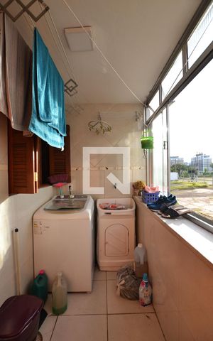 Apartamento à venda com 80m², 3 quartos e 1 vagaÁrea de Serviço