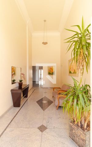 Apartamento para alugar com 90m², 3 quartos e 2 vagas Apartamento para alugar com 90m², 3 quartos e 2 vagasÁrea Comum - Hall de Entrada