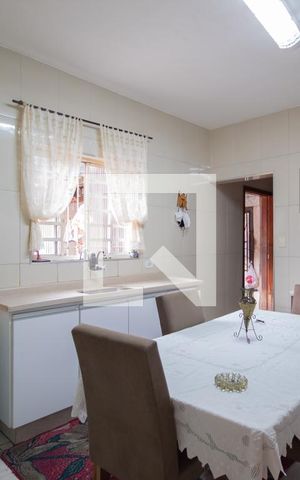 Casa à venda com 264m², 2 quartos e 4 vagasCozinha