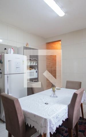 Casa à venda com 264m², 2 quartos e 4 vagasCozinha