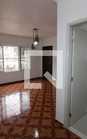 Casa para alugar com 160m², 2 quartos e 2 vagasSala