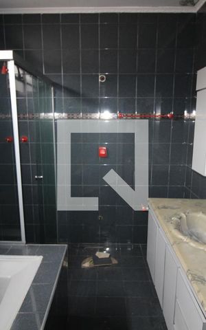 Casa para alugar com 160m², 2 quartos e 2 vagasBanheiro Suite