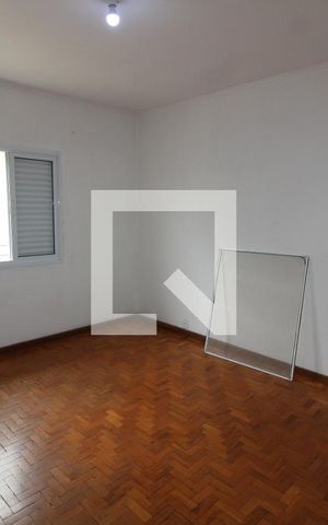 Casa para alugar com 160m², 2 quartos e 2 vagasQuarto