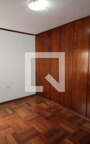 Casa para alugar com 160m², 2 quartos e 2 vagasSuite