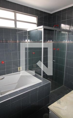 Casa para alugar com 160m², 2 quartos e 2 vagasBanheiro Suite