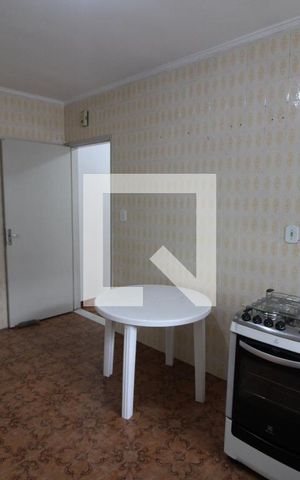 Casa para alugar com 160m², 2 quartos e 2 vagasCozinha