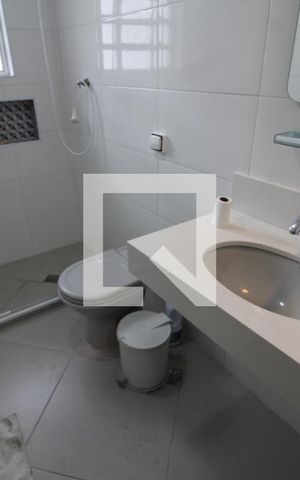 Casa para alugar com 160m², 2 quartos e 2 vagasBanheiro 2