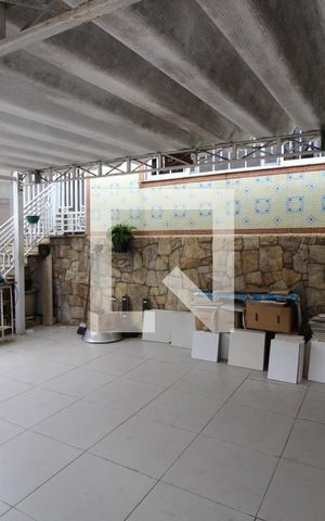 Casa para alugar com 160m², 2 quartos e 2 vagasGaragem
