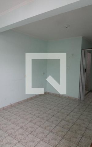 Casa para alugar com 160m², 2 quartos e 2 vagasÁrea de Serviço