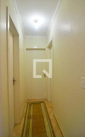 Apartamento à venda com 66m², 2 quartos e 1 vagaCorredor