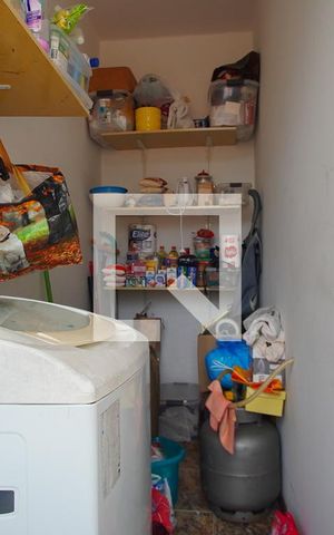 Apartamento à venda com 65m², 2 quartos e sem vagaÁrea de Serviço