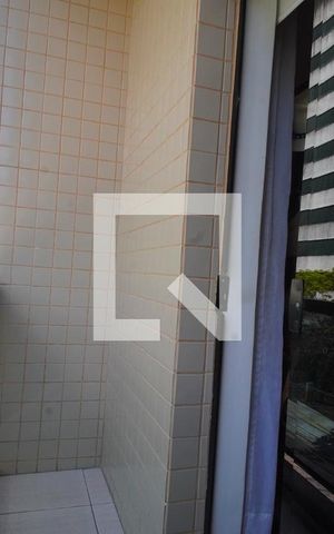 Apartamento à venda com 65m², 2 quartos e sem vagaVaranda - Quarto 2