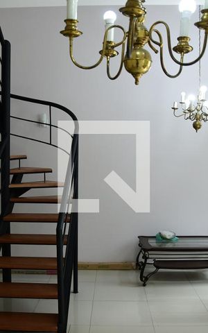 Casa de condomínio para alugar com 107m², 2 quartos e 2 vagasSala