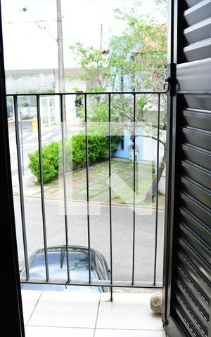 Casa de condomínio para alugar com 107m², 2 quartos e 2 vagasSacada