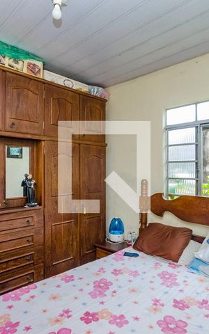 Casa à venda com 200m², 2 quartos e 2 vagas Casa à venda com 200m², 2 quartos e 2 vagasQuarto 1