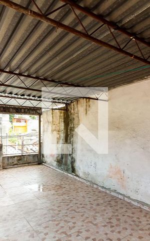 Casa à venda com 130m², 4 quartos e sem vaga Casa à venda com 130m², 4 quartos e sem vagaVaranda da Cobertura