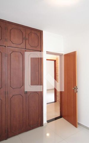 Apartamento à venda com 135m², 3 quartos e 2 vagasQuarto 2