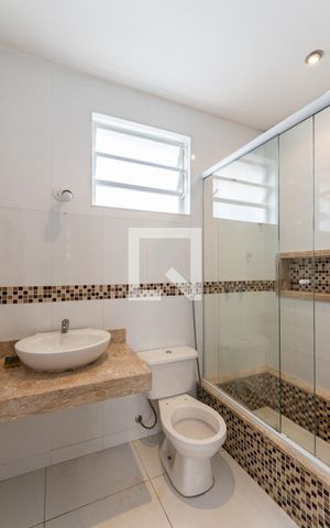 Casa à venda com 90m², 2 quartos e sem vagaBanheiro