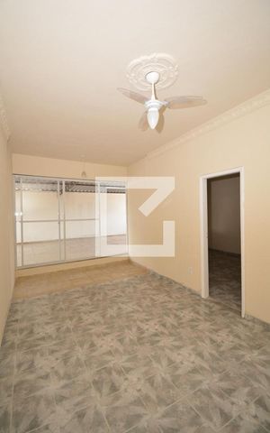 Apartamento à venda com 120m², 2 quartos e sem vagaSala