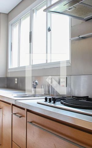 Apartamento à venda com 300m², 4 quartos e 4 vagas Apartamento à venda com 300m², 4 quartos e 4 vagasCozinha
