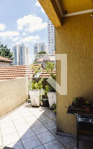 Casa à venda com 280m², 2 quartos e 2 vagas Casa à venda com 280m², 2 quartos e 2 vagasCasa 2 Suíte 1 Varanda