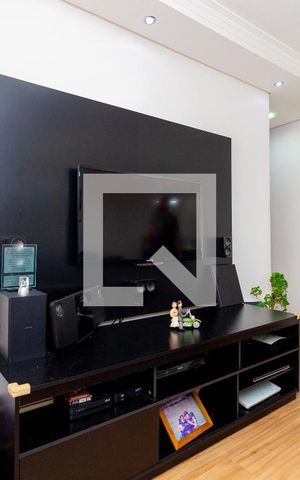 Apartamento para alugar com 76m², 2 quartos e 1 vaga Apartamento para alugar com 76m², 2 quartos e 1 vagaSala de Tv