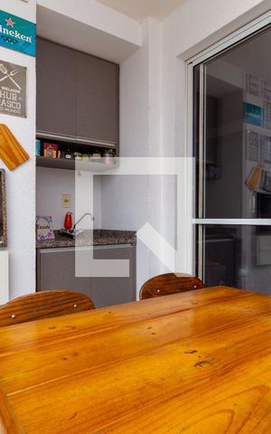 Apartamento para alugar com 76m², 2 quartos e 1 vaga Apartamento para alugar com 76m², 2 quartos e 1 vagaVaranda