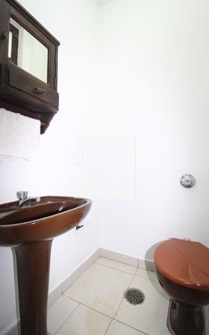 Casa à venda com 500m², 5 quartos e 3 vagasLavabo