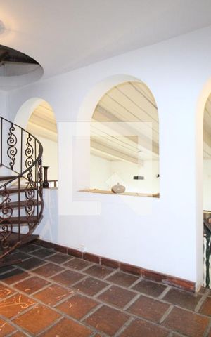 Casa à venda com 500m², 5 quartos e 3 vagasHall