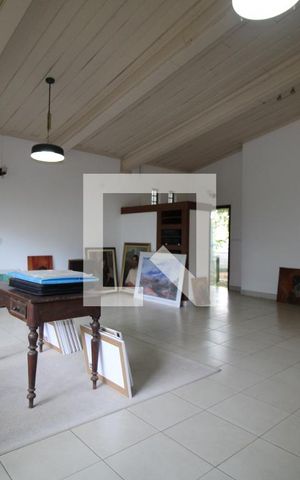 Casa à venda com 500m², 5 quartos e 3 vagasSala