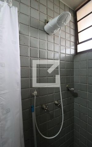 Casa à venda com 500m², 5 quartos e 3 vagasBanheiro 1
