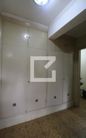 Casa à venda com 500m², 5 quartos e 3 vagasÁrea de Serviço