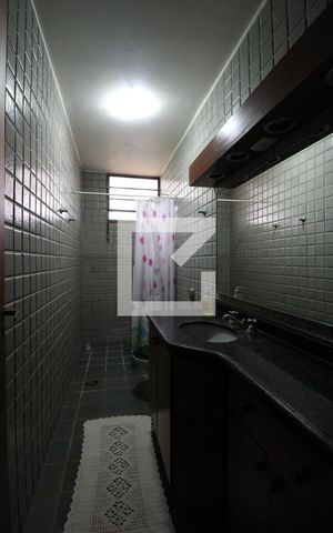 Casa à venda com 500m², 5 quartos e 3 vagasBanheiro 2