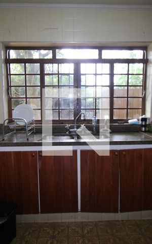 Casa à venda com 500m², 5 quartos e 3 vagasCozinha