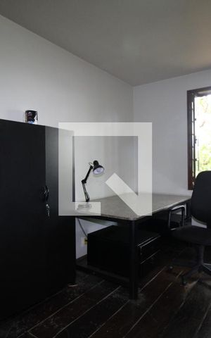 Casa à venda com 500m², 5 quartos e 3 vagasQuarto 2