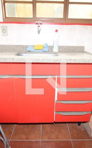 Casa à venda com 500m², 5 quartos e 3 vagasCozinha - Edícula