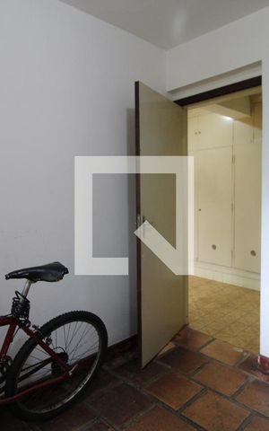Casa à venda com 500m², 5 quartos e 3 vagasQuarto de Serviço 2