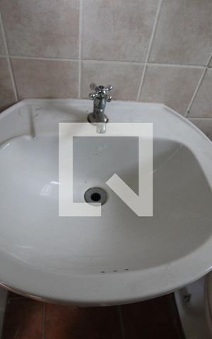 Casa à venda com 500m², 5 quartos e 3 vagasBanheiro- Edícula